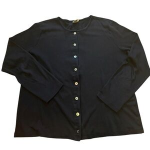 LL Bean Black Button-Up Shirt Size Large